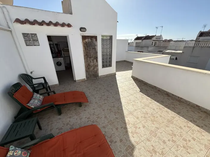 Image No.22-3 Bed Townhouse for sale