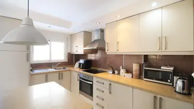 original_4-bed-detached-villa-pirineos-underbuild-kitchen-worktops68644da398025-jpg