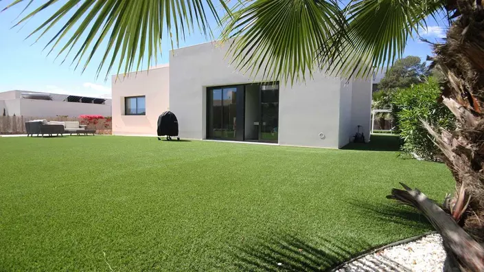 Image No.9-3 Bed Villa / Detached for sale