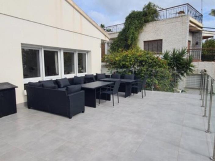 Image No.47-10 Bed Villa / Detached for sale