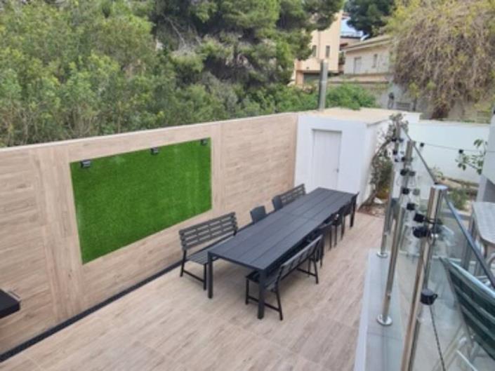 Image No.41-10 Bed Villa / Detached for sale