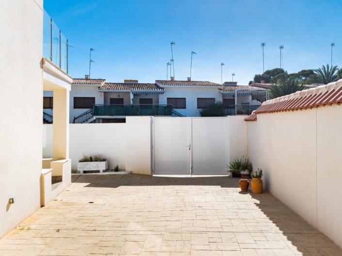 Image No.51-10 Bed Villa / Detached for sale