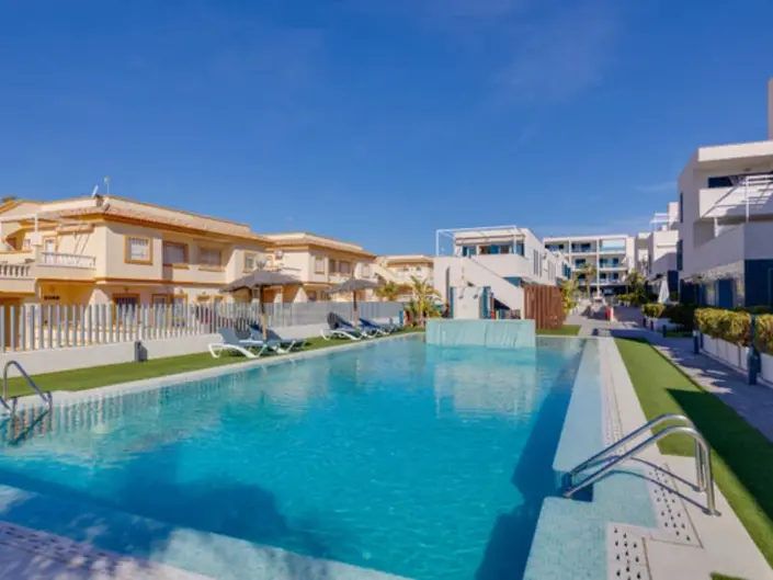 Image No.39-2 Bed Apartment for sale