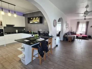 original_20250315-115554-800x600-c-epl-slider68de5bbbd365c-jpg