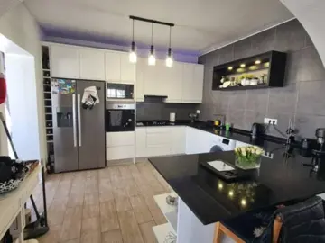 original_20250315-120303-800x600-c-epl-slider68de5bc011560-jpg