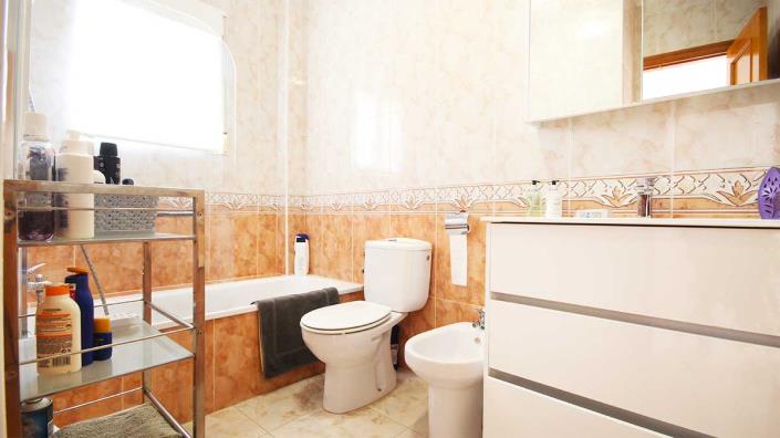 Image No.21-2 Bed Quad for sale