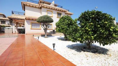 2-bed-quad-on-large-plot-in-lazenia-garden-trees