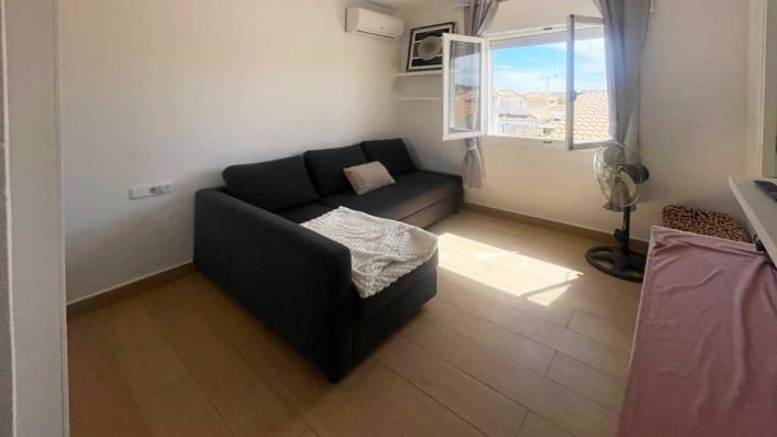 Image No.19-5 Bed Villa / Detached for sale