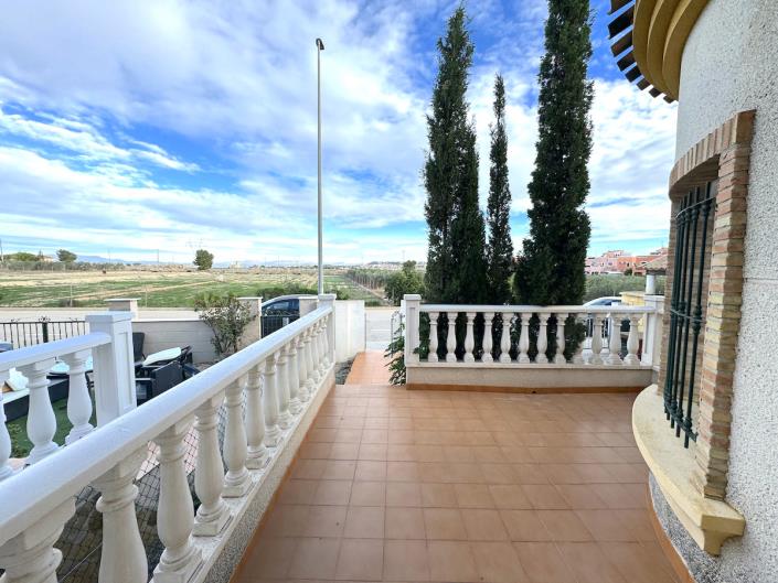 Image No.5-3 Bed Semi-Detached for sale