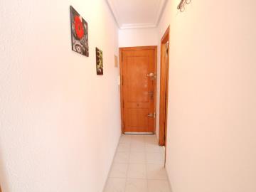 49140_stylish_one_bedroom_apartment_with_sea_views_110925135230_img_6826