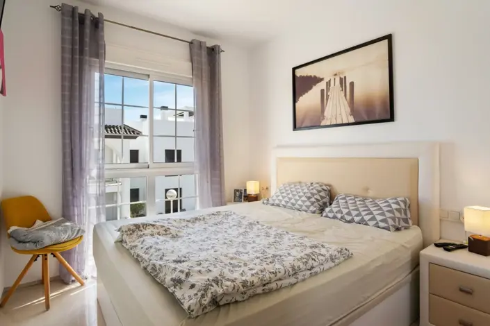 Image No.21-2 Bed Apartment for sale