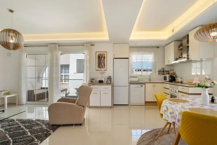 Image No.18-2 Bed Apartment for sale