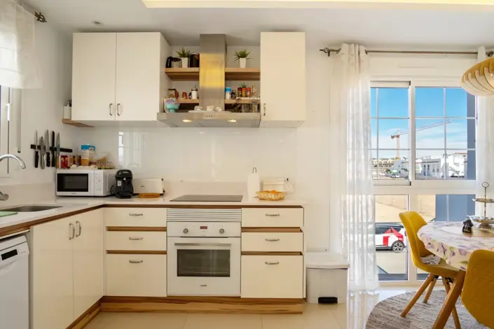 Image No.19-2 Bed Apartment for sale