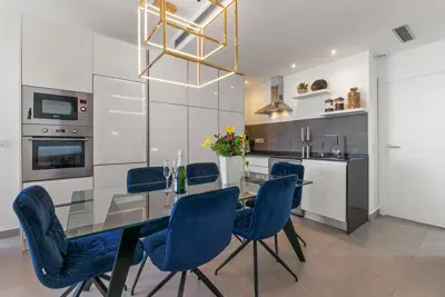 original_o-1iuoh9l581r431f6g4s5tfthuc2v6900b2a618a14-jpg