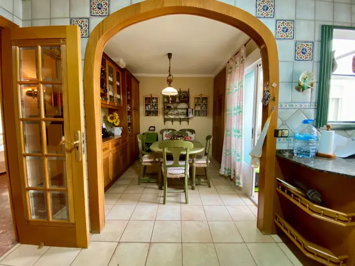 Image No.14-3 Bed Apartment for sale