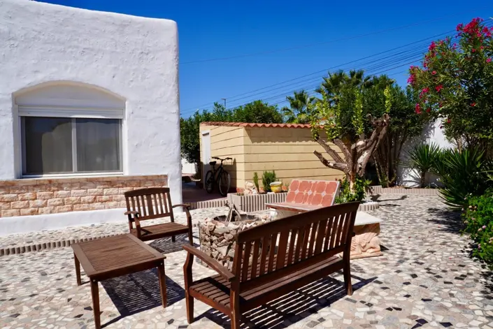 Image No.34-5 Bed Villa / Detached for sale