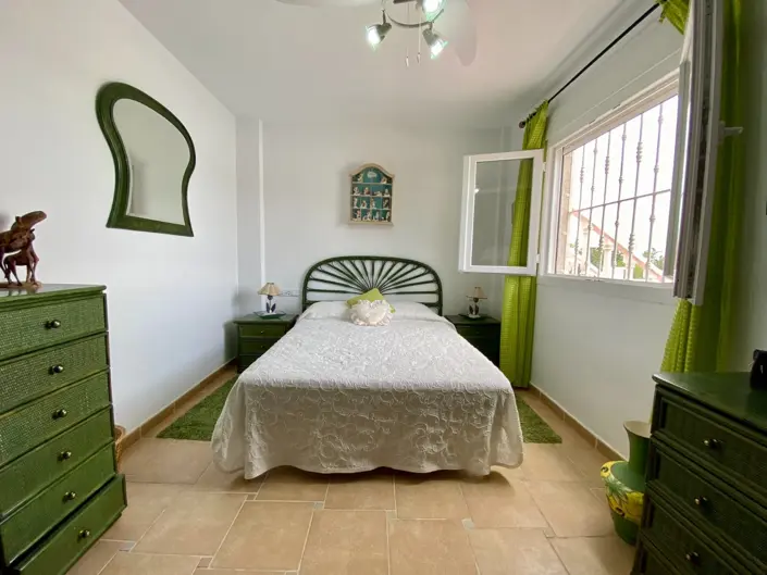 Image No.25-3 Bed Villa / Detached for sale