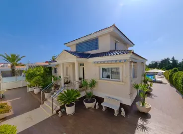 original_o-1iup17supm0s1rkqkqrv4h18gl2i68fb85841d84b-jpg