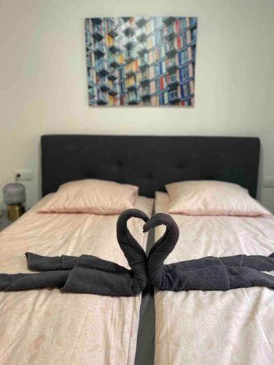 Image No.15-2 Bed Apartment for sale