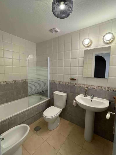 Image No.21-2 Bed Apartment for sale