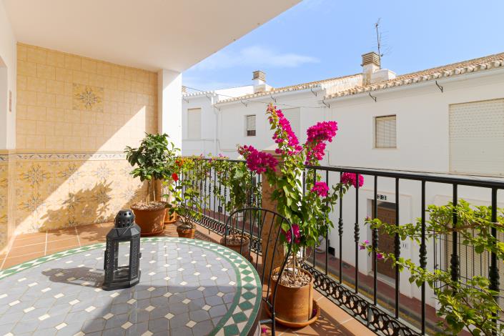 Image No.3-2 Bed Apartment for sale