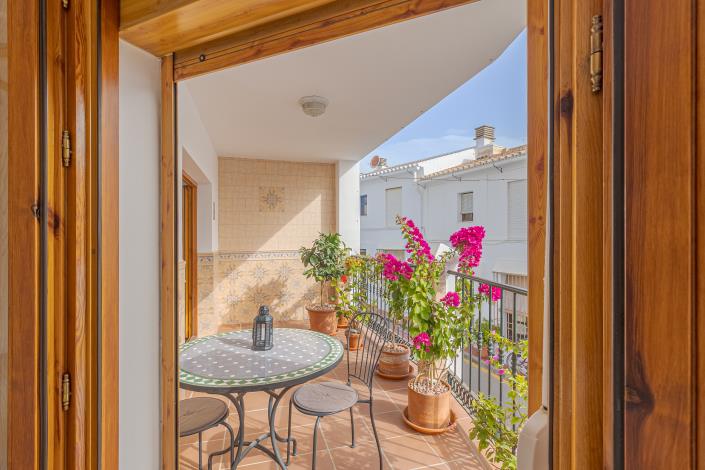 Image No.11-2 Bed Apartment for sale