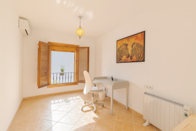 6A371A1E-9167-4F06-9F75-DCB4BE751C73-2