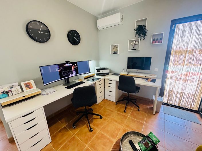 Image No.25-3 Bed Property for sale