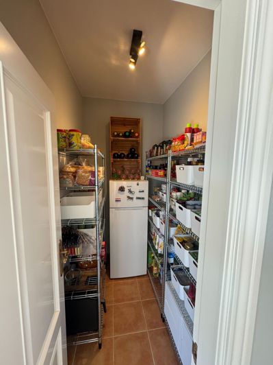 Image No.26-3 Bed Property for sale