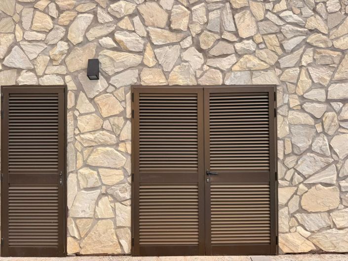 Image No.32-3 Bed Property for sale