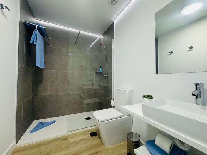 Image No.30-1 Bed Apartment for sale