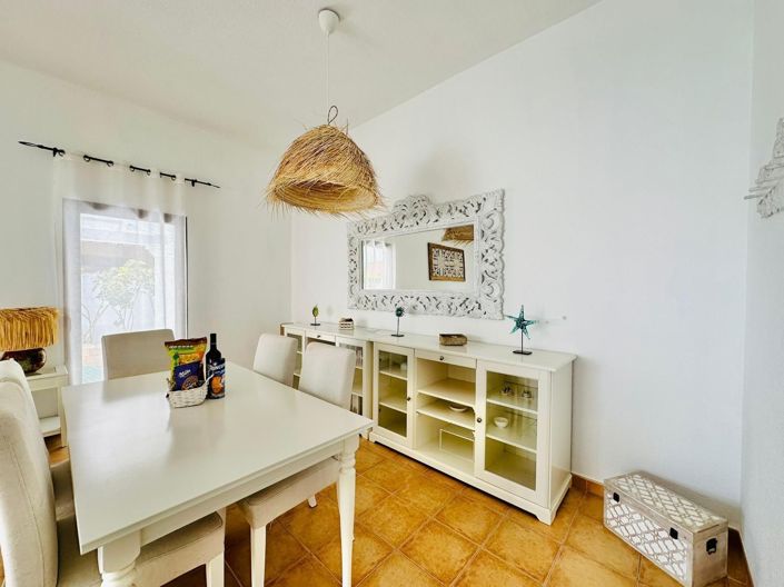 Image No.18-3 Bed Property for sale