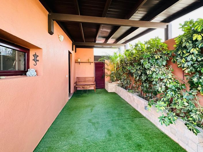 Image No.28-3 Bed Property for sale