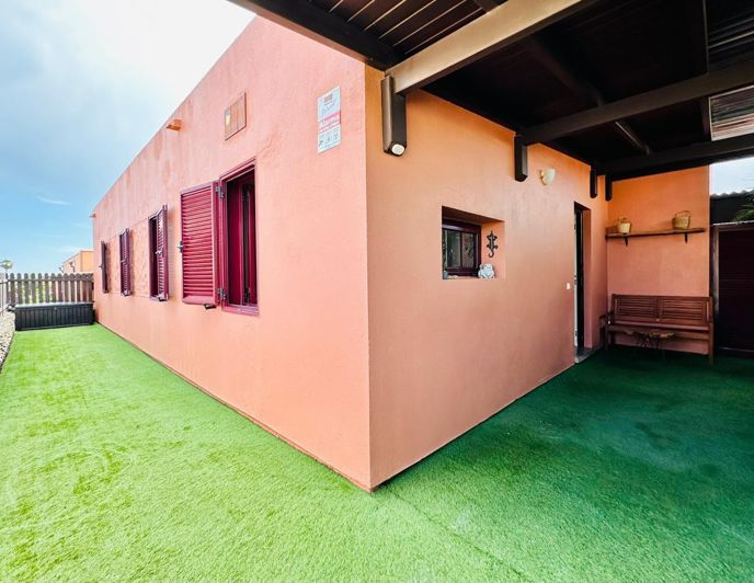 Image No.29-3 Bed Property for sale