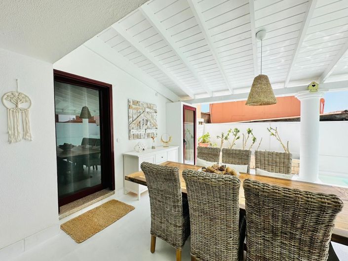 Image No.5-3 Bed Property for sale