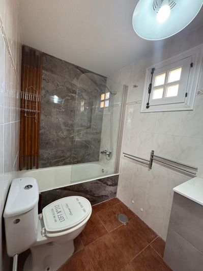 Image No.21-3 Bed Property for sale