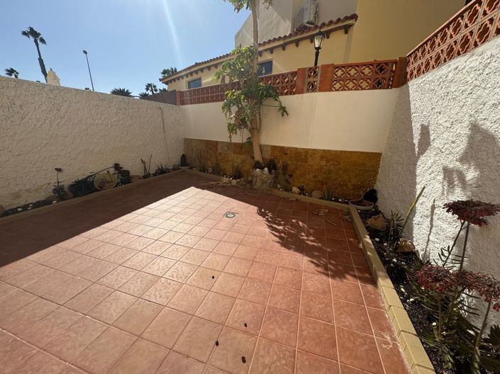 Image No.27-3 Bed Property for sale