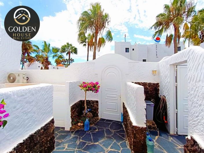 Image No.29-5 Bed Property for sale