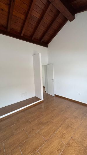 Image No.21-3 Bed Property for sale