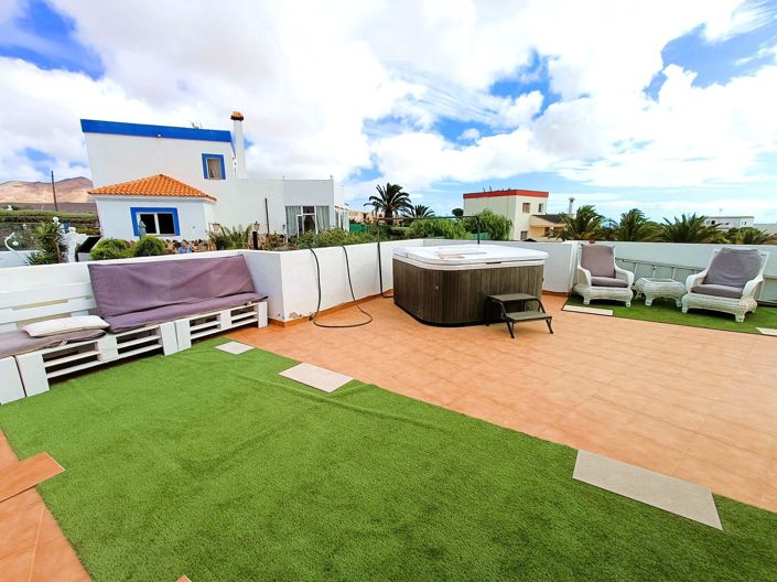 Image No.4-3 Bed Property for sale