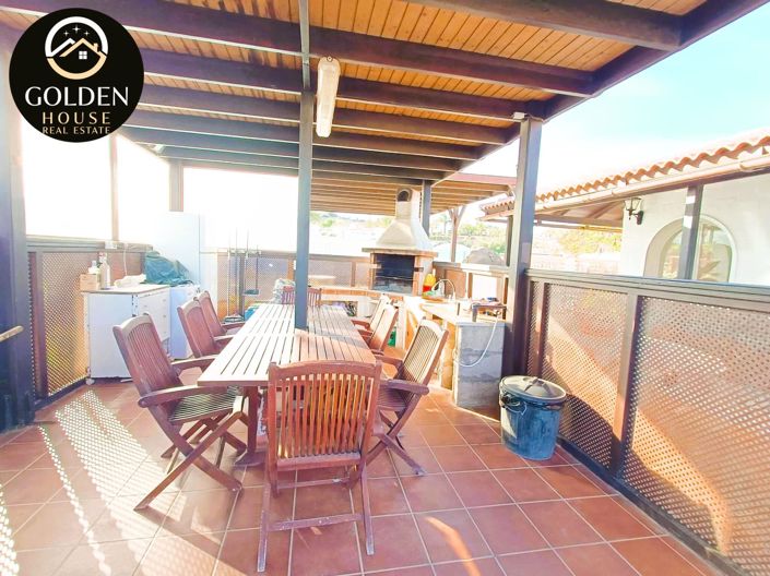 Image No.21-3 Bed Property for sale