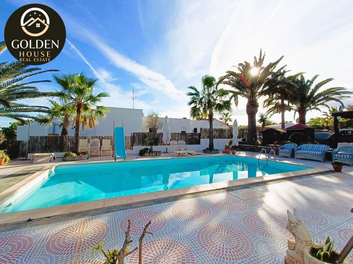 Image No.22-3 Bed Property for sale