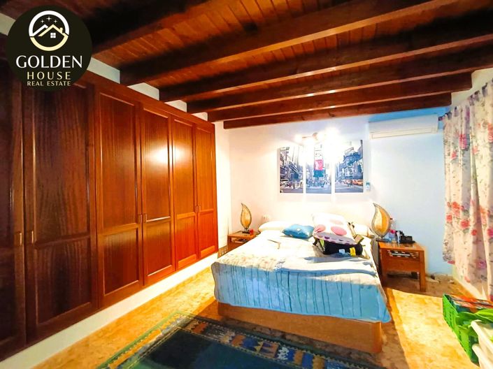 Image No.23-3 Bed Property for sale