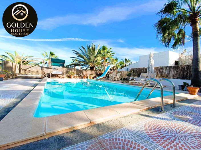 Image No.3-3 Bed Property for sale