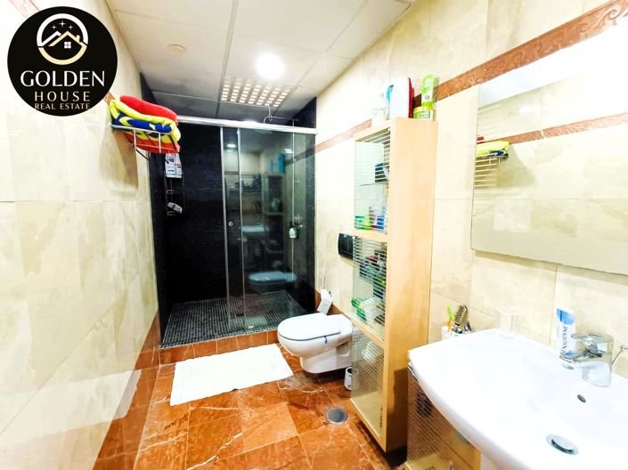 Image No.40-3 Bed Property for sale