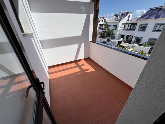 Image No.11-3 Bed Property for sale