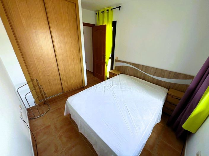 Image No.12-3 Bed Property for sale