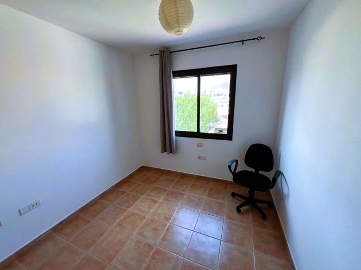 Image No.14-3 Bed Property for sale