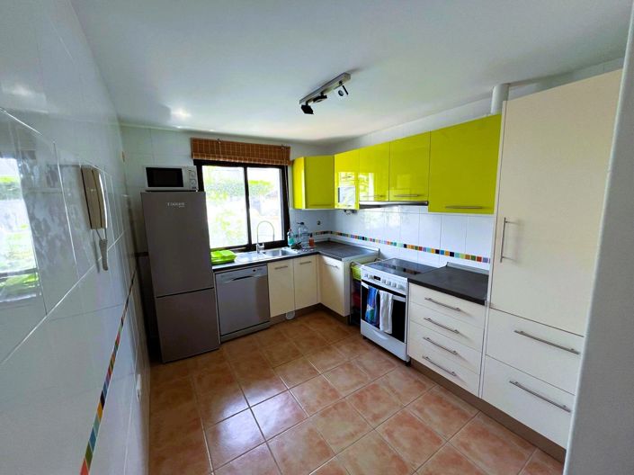 Image No.9-3 Bed Property for sale