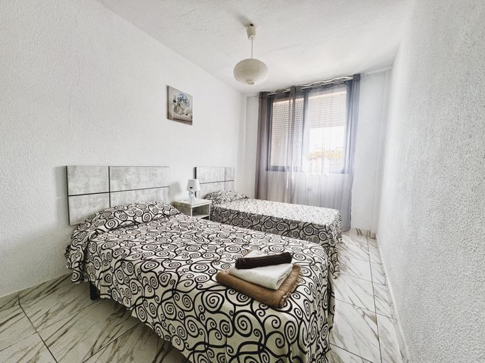 Image No.16-3 Bed Property for sale